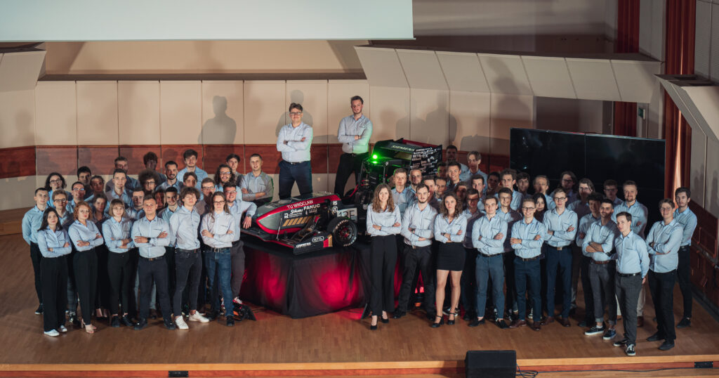 Endego premiera Bolidu PWR Racing Team – RT13e